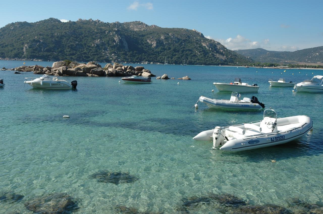 Complesso Residenziale Marina Di Pinarello Lejlighedshotel Pinarellu Eksteriør billede